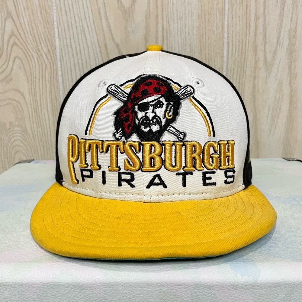 Pittsburgh Pirates New Era MLB Fitted Hat Cap Size 7